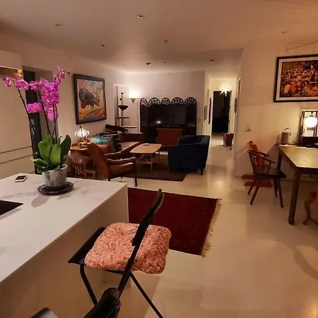 Norrebro Oasis - With 2 Cats - Families Only * Kopenhagen